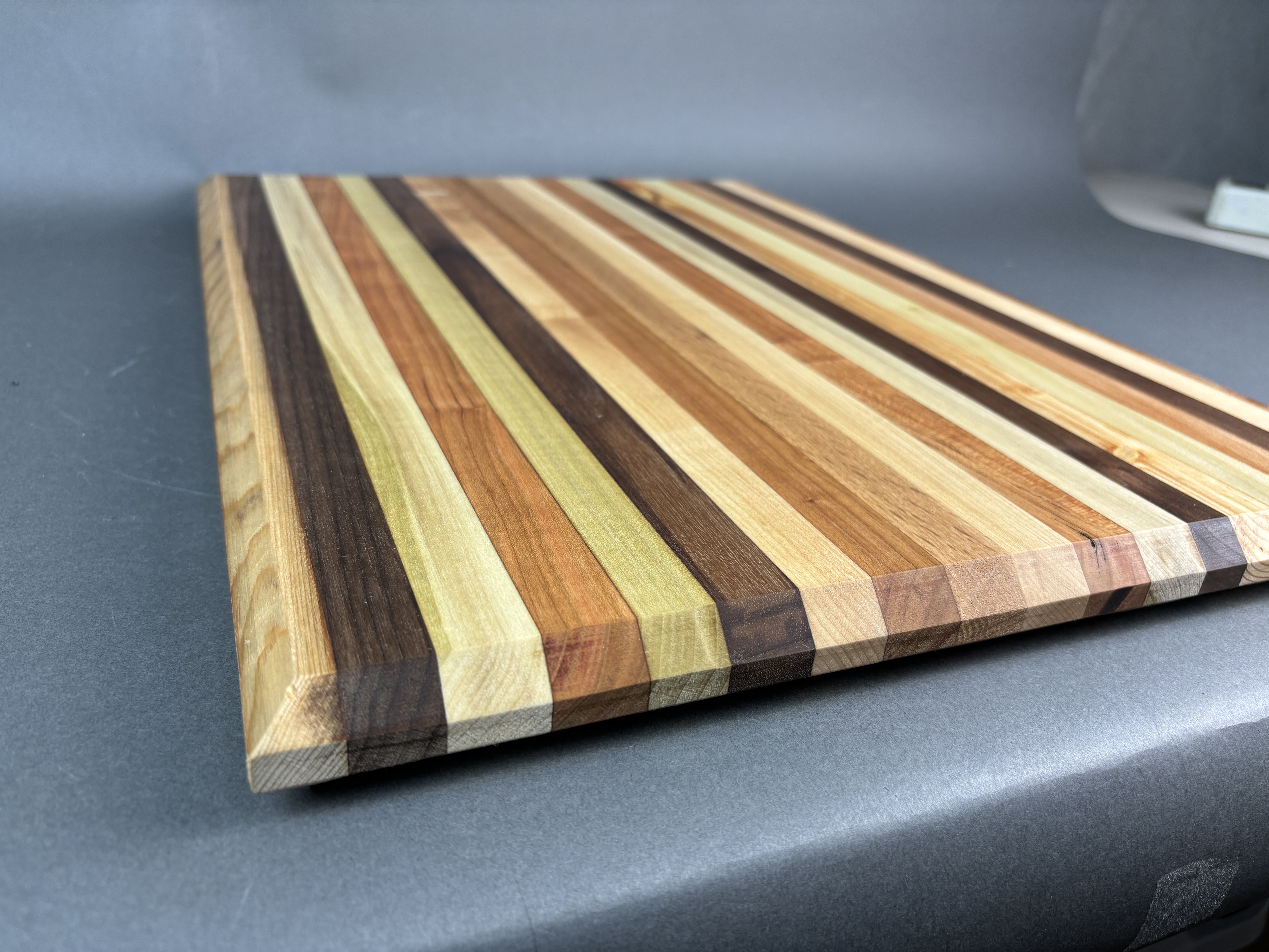 butcher block side edge