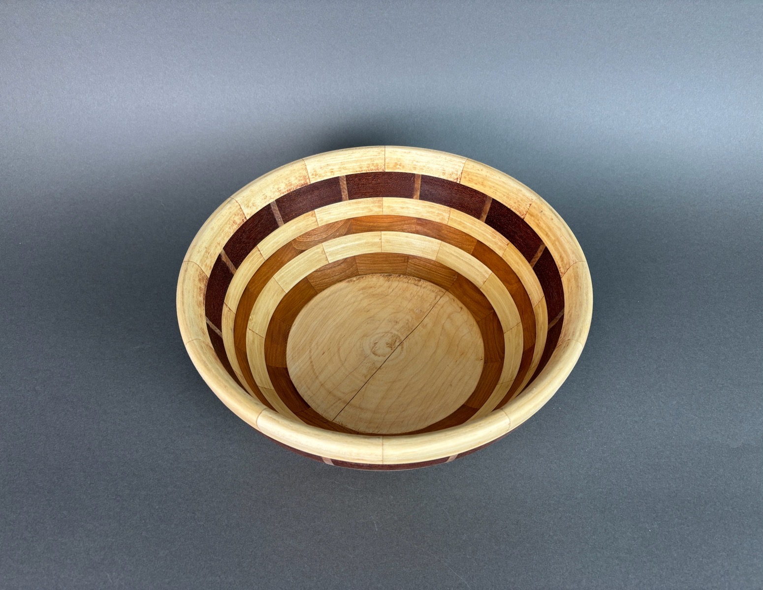 segmented bowl front angle